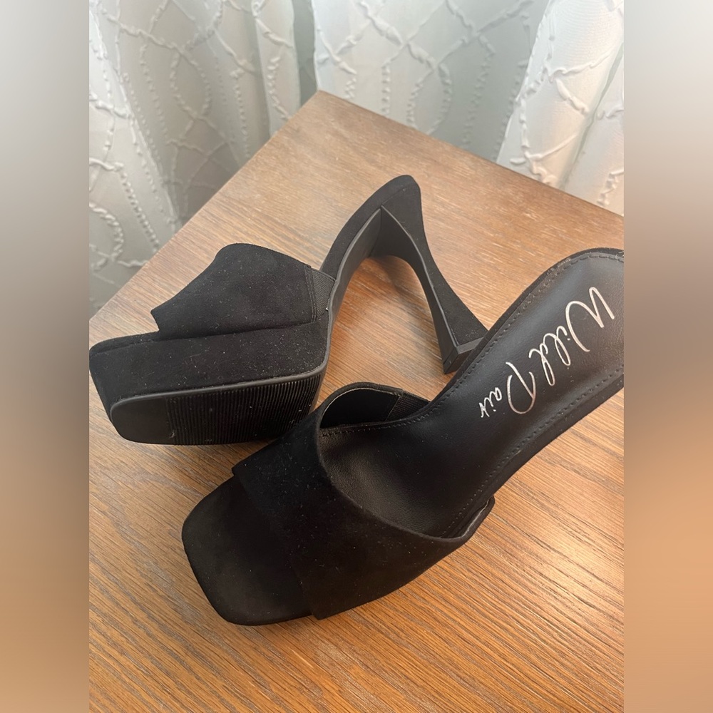 Platform Pumps - image 2